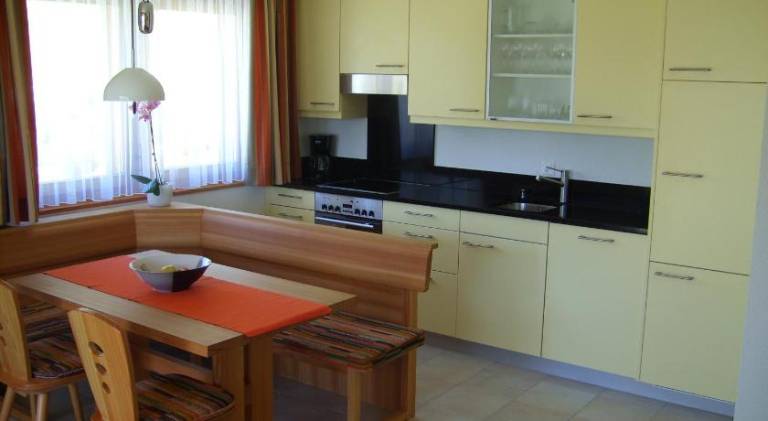 Rental apartment with 2 rooms for 4 persons — photo 3