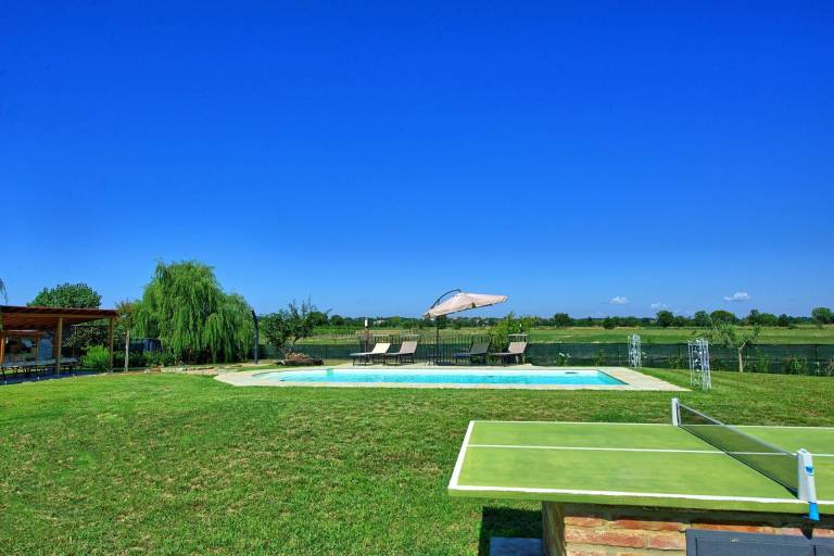 Child-friendly wonderful villa with grill, patio & private pool | Pets allowed — photo 5