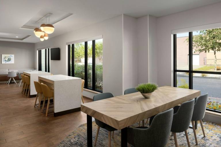 TownePlace Suites by Marriott Anchorage Midtown — photo 4