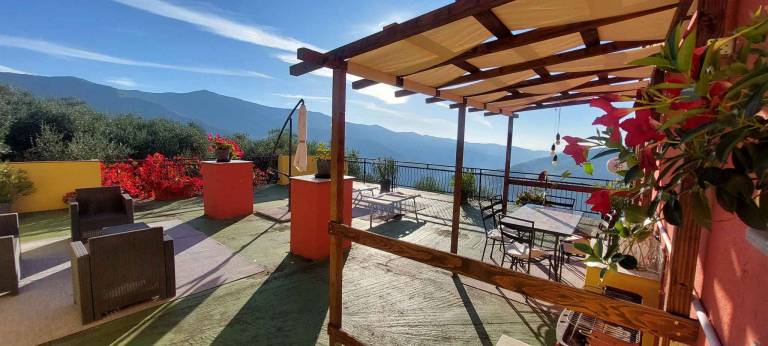 Ferienwohnung in Lucinasco, Caravonica f&uuml;r max. 5 Personen