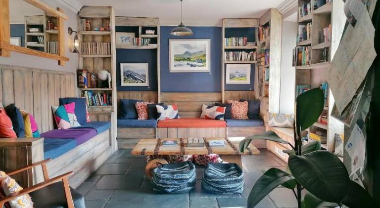 The Rocks at Plas Curig Hostel — photo 2