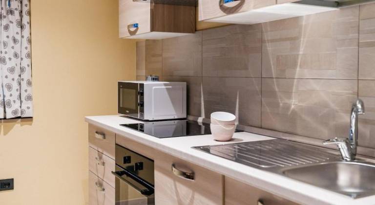 Holiday apartment with 2 rooms for 4 persons in Jovencan