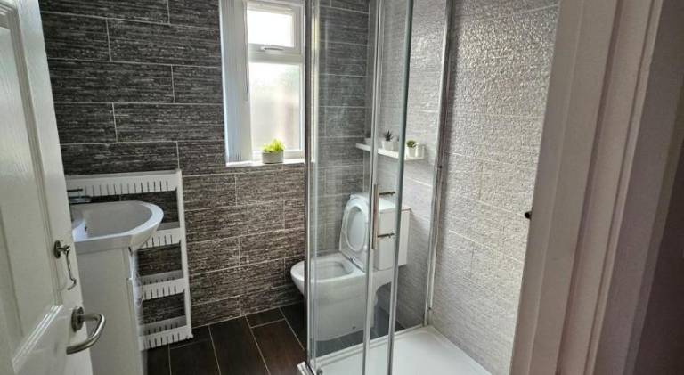 Elim House — photo 2
