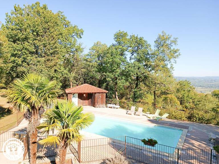 Ample gite with grill, private pool & terrace | Pets allowed — photo 2