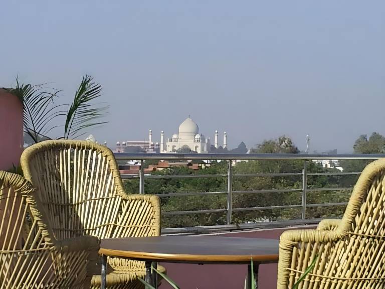 Hotel Love Kush in Agra