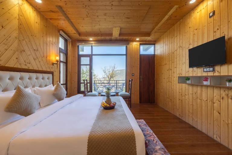 Wood Luxury Hotel Kasauli in Solan