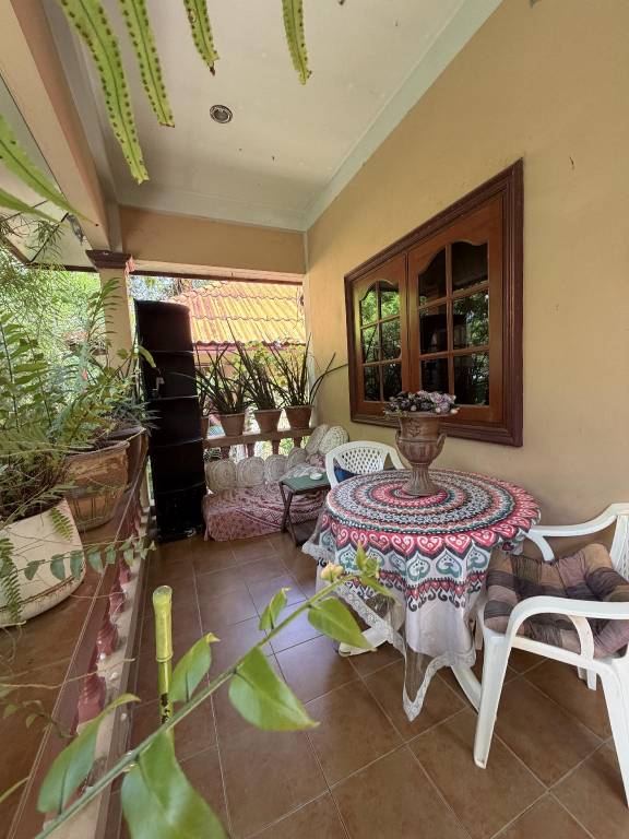 Cosy mandala beachfront bungalow — photo 4