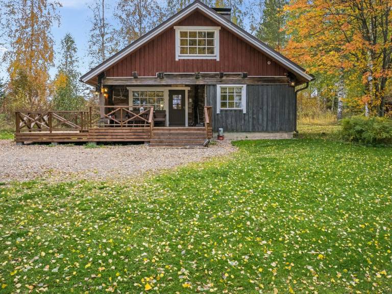 Vacation home with patio & sauna | Nature view — photo 5