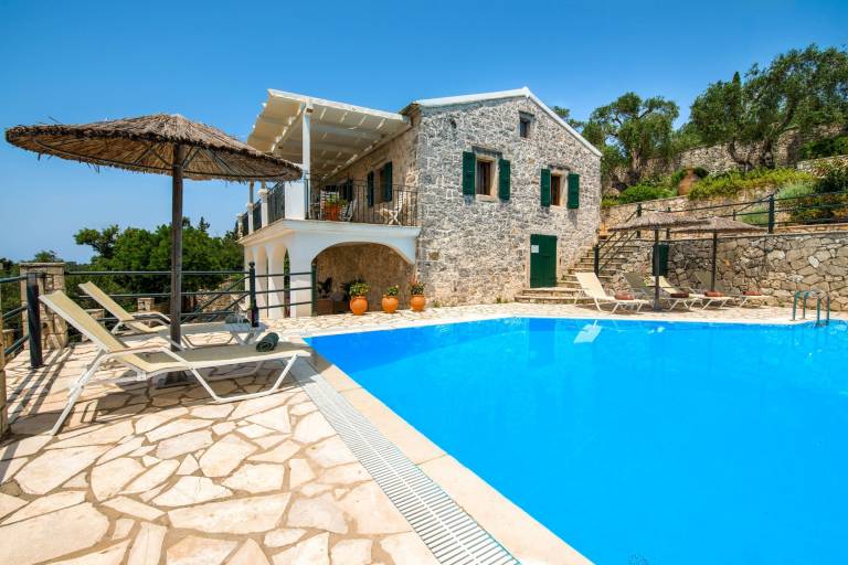 Villa Vlachopoulatika