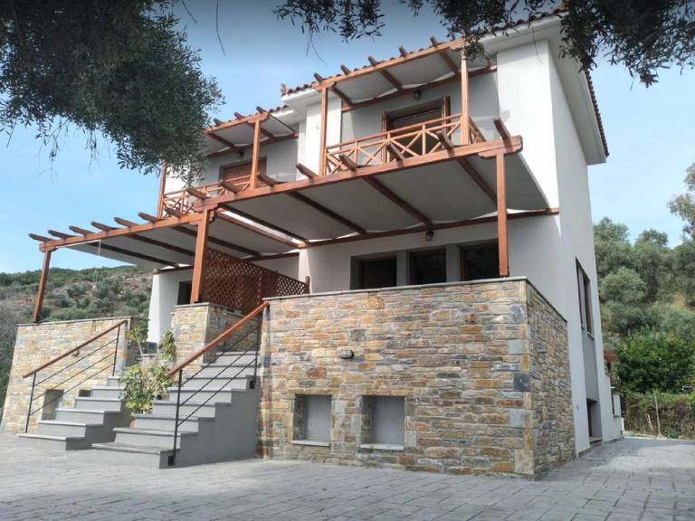 House Lefokastro