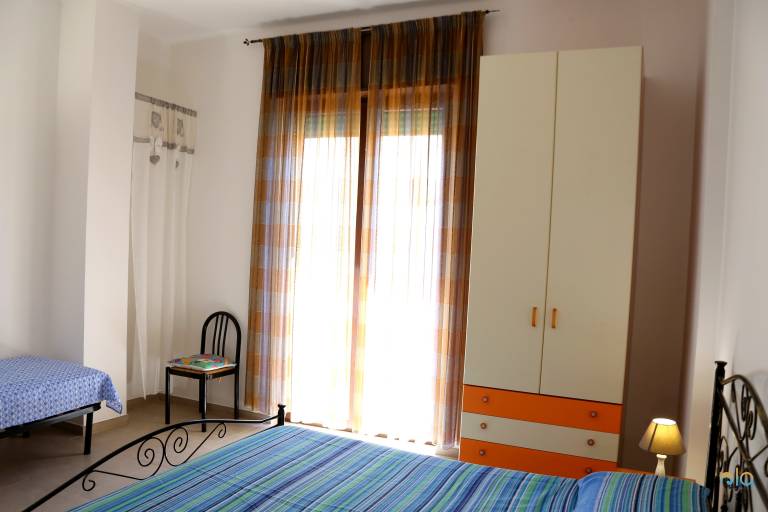 Holiday apartment with 2 rooms for 5 persons — photo 5