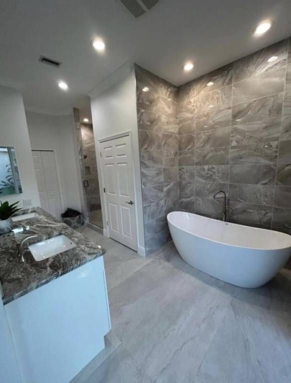 Fully equipped vacation home with pool & yard | Dogs allowed — photo 2