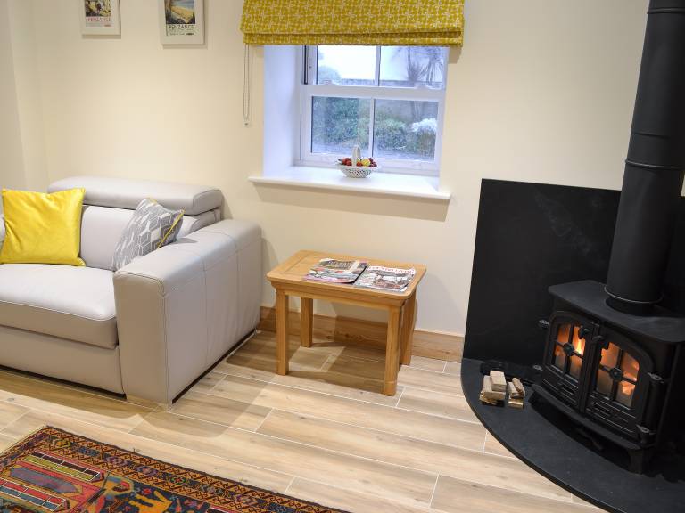 Cottage with garden | River view — photo 4