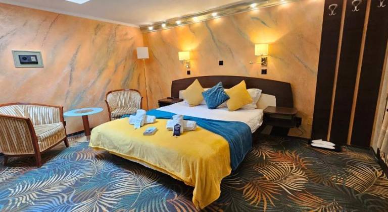 Serviced apartment with hot tub & terrace | Pets allowed in Brasov
