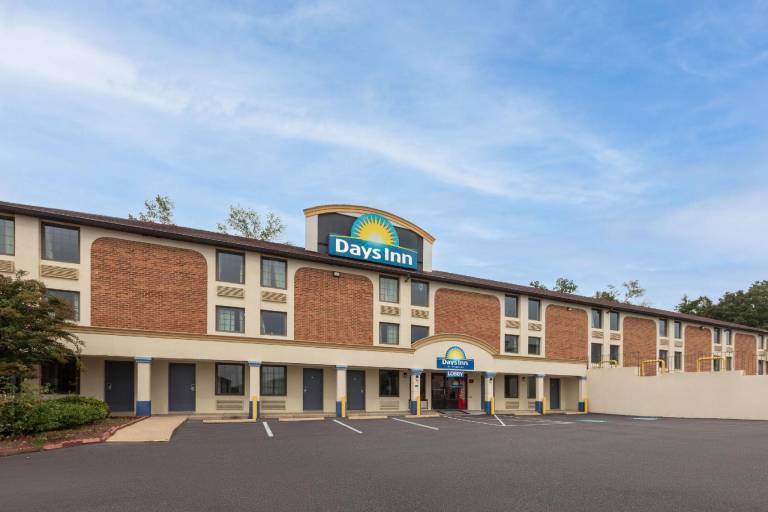 Days Inn by Wyndham Dumfries Quantico in Dumfries, VA