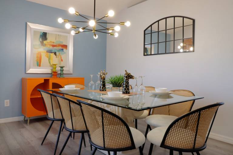 Children-friendly vacation home with private pool & grill | Suitable for remote work | Pets allowed — photo 3