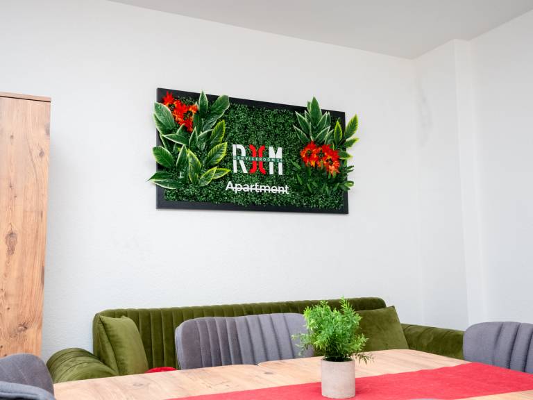 Holiday apartment with yard — photo 3