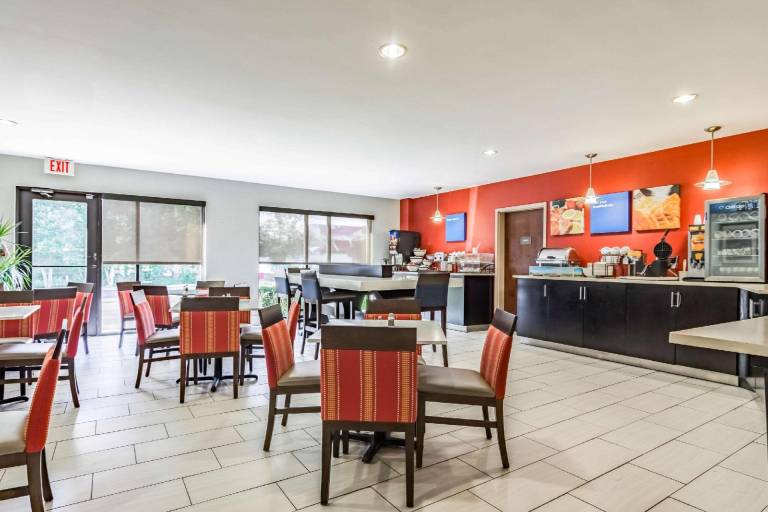 Comfort Inn & Suites Chattanooga West - Lookout Mountain — photo 5