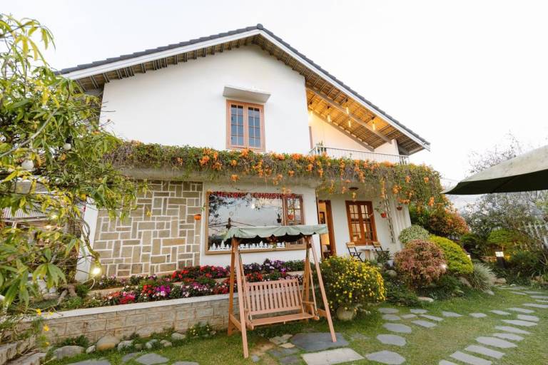 Villa with barbeque in Da Lat