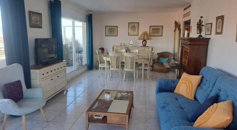 Magnifique terrasse, vue mer, plein centre 3 pieces — photo 2