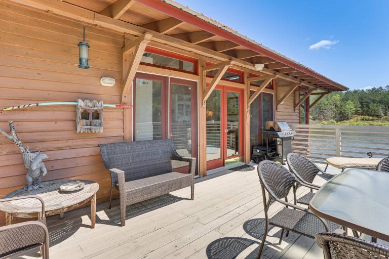 2 Docks + Paddleboard: Lakefront Alabama Retreat! — photo 4