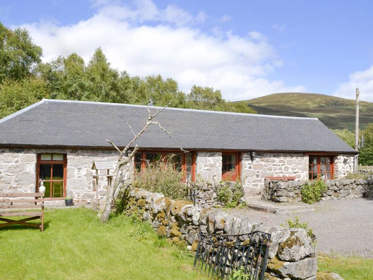 Rowan Tree Cottage S4216