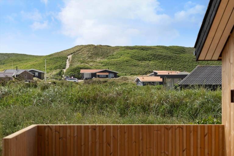 Fully equipped big house with barbecue, terrace & yard | Beach nearby | Dogs allowed — photo 3
