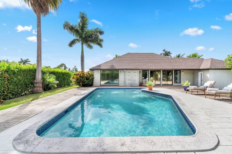 Villa Seven Mile Beach