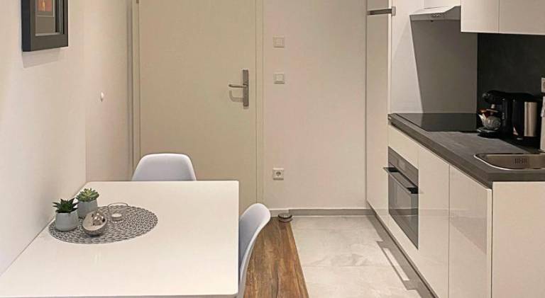 Serviced apartment | Next to Hauptmarkt — photo 4
