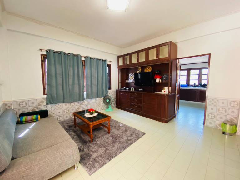 House with yard & BBQ | Good for workation — photo 2