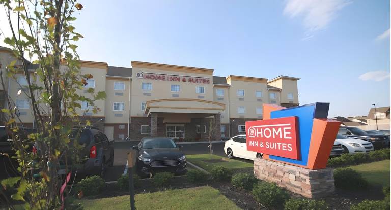 Home Inn and Suites Memphis — photo 5