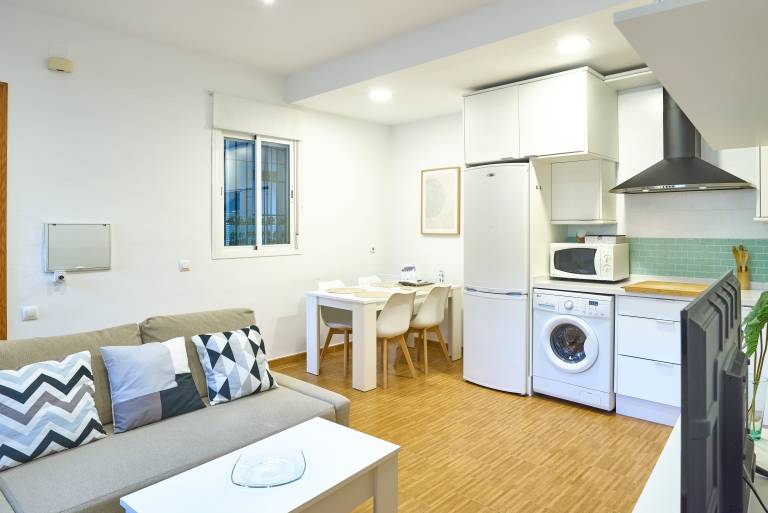Apartment with fast internet | Close to Mosque–Cathedral of Córdoba | Good for workation — photo 2