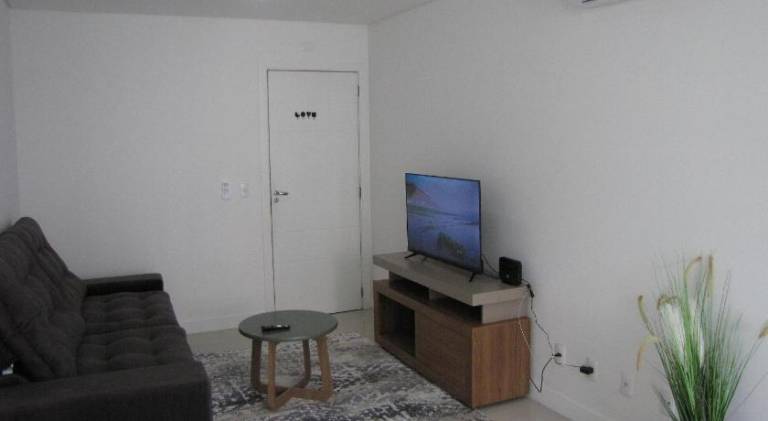 Rental apartment with pool — photo 2
