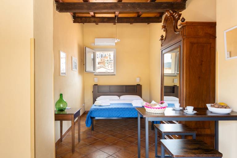 Apartment 'L'attico Sul Fiume' with Private Terrace, Wi-Fi and Air Conditioning — photo 3