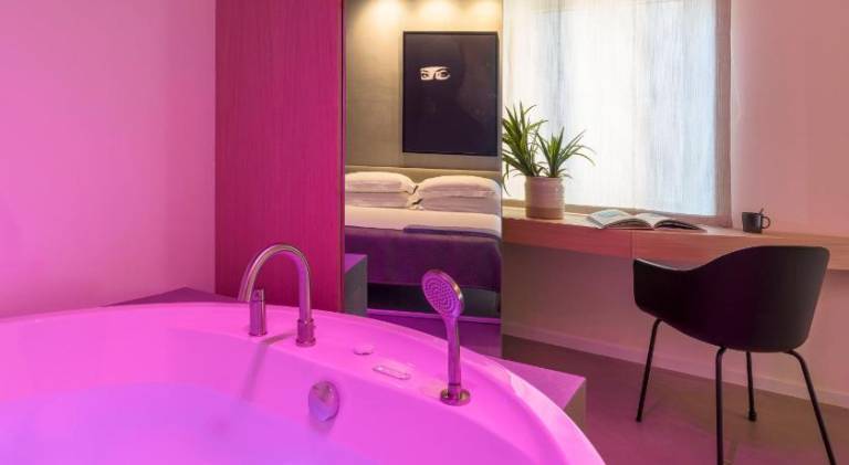 Serviced apartment with jacuzzi | Good for workation — photo 4