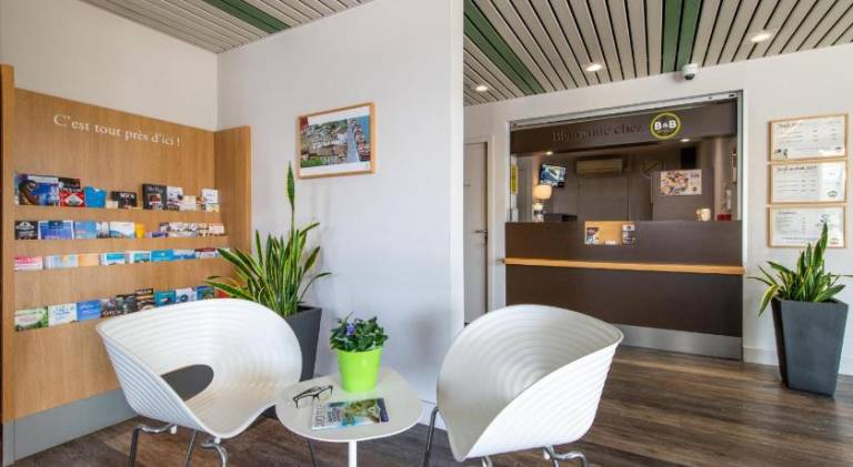 B&B HOTEL La Rochelle Centre 3 etoiles — photo 4