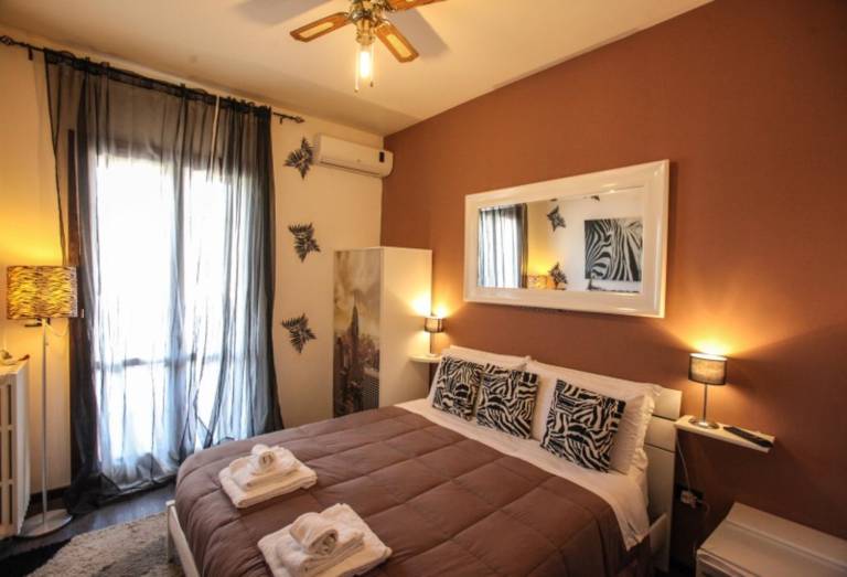 Aparthotel with terrace, fast internet & garden | City view — photo 2