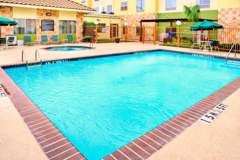 Condo  Lakeside