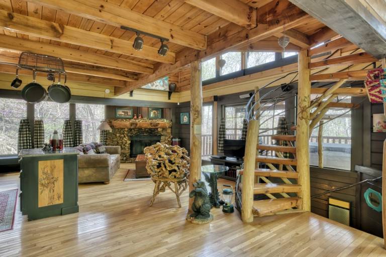 Fully equipped cabin with BBQ, hot tub & pool | Pet-friendly — photo 5