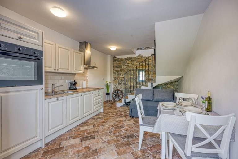 Apartma  Črni Kal