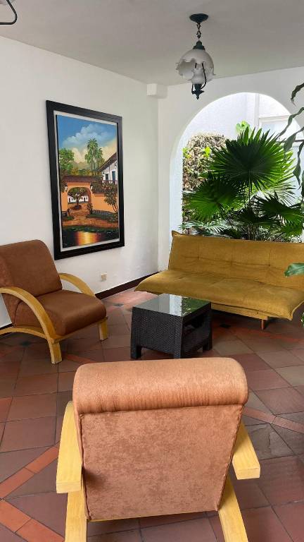 Bungalow with pool | Pet-friendly — photo 5