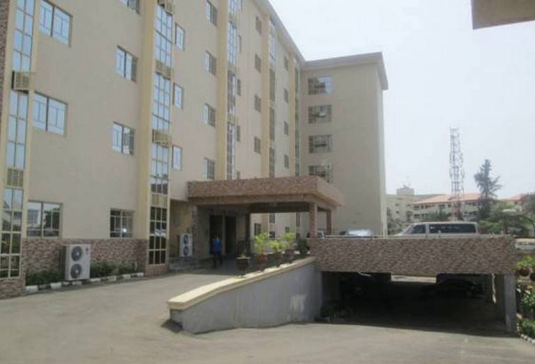 Ayalla Hotels & Suites Abuja Royal Suite