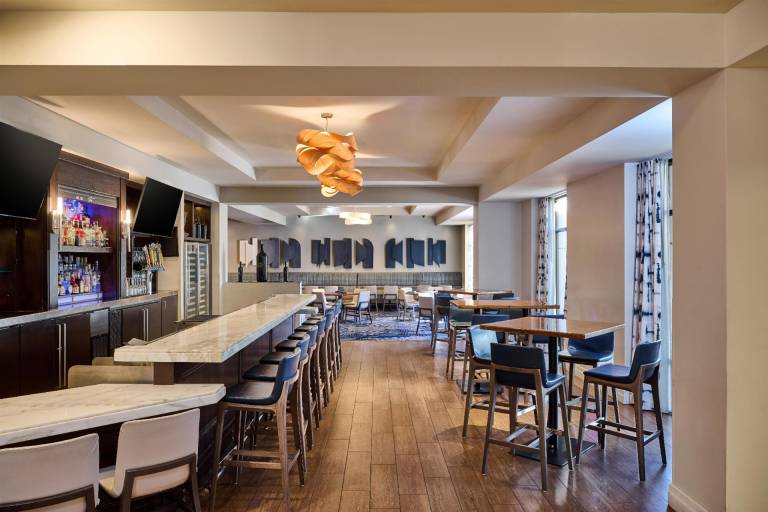 DoubleTree by Hilton Irvine-Spectrum — photo 2