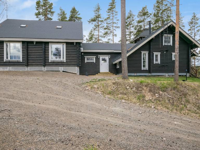 House with terrace & sauna | Nature view — photo 2