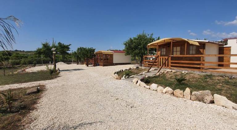 Feudo Mallav B&B Noto - Roulotte — photo 5