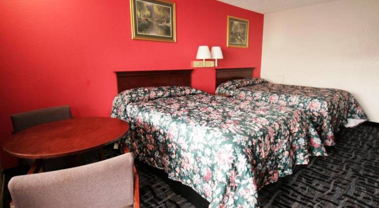 Economy Inn — photo 3