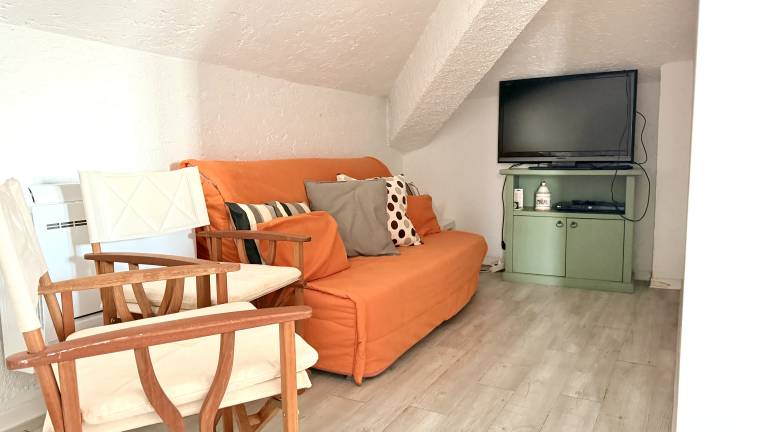 Children-friendly beautiful rental apartment with terrace | Sea view | Close to the beach | Pets allowed — photo 5