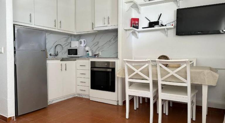 Lovely holiday apartment with pool | Beach nearby | Pets are welcome — photo 3