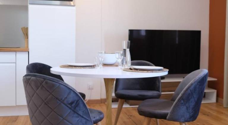 Holiday apartment with patio — photo 2