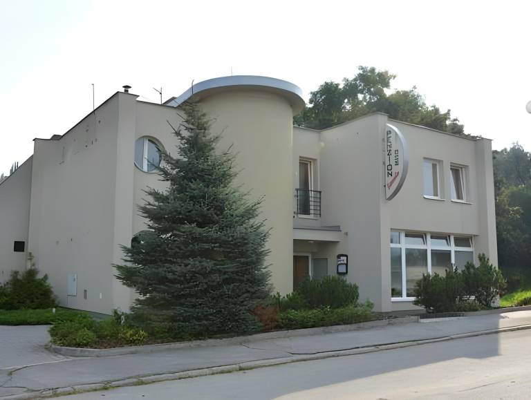 Ubytovanie s raňajkami Zlatníky